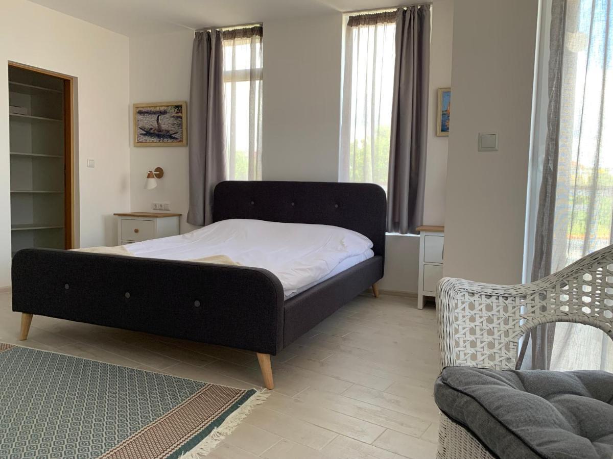 Apolonia Apartments Sozopol Esterno foto
